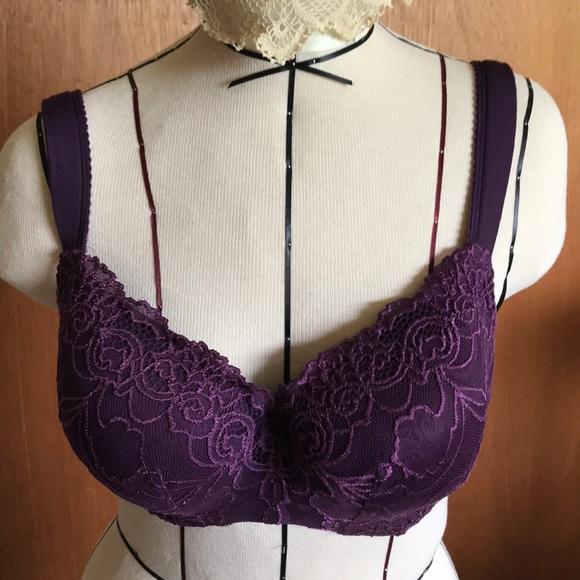 Cacique Other - Cacique by Lane Bryant Lace Bra Size 38DD